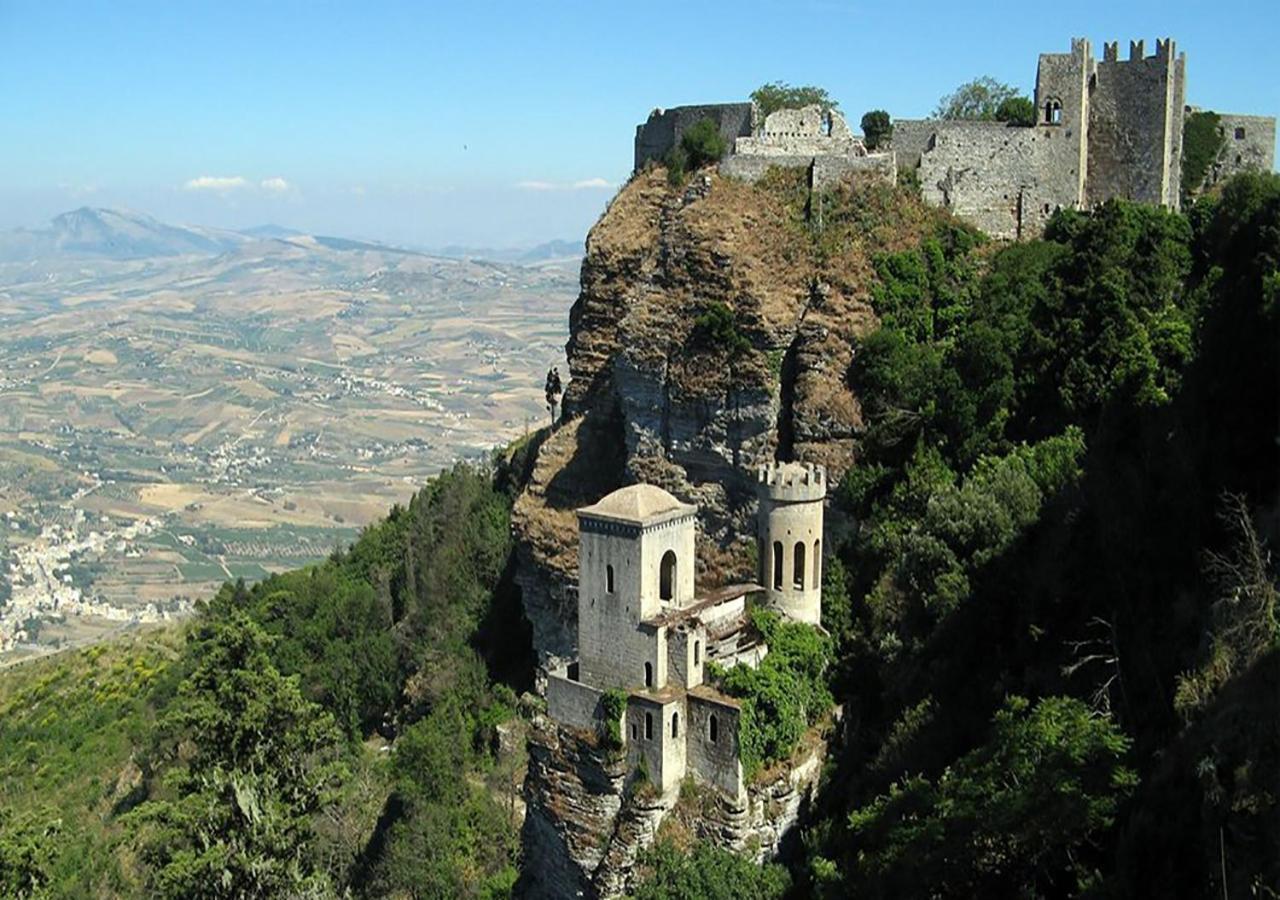 B&B La Casa Di Paola Trapani Kültér fotó